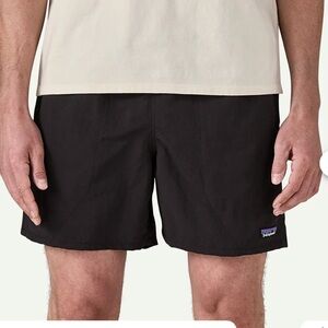 Patagonia - Mens - XXL 5” - Black Baggies Shorts net lined drawstring pristine
